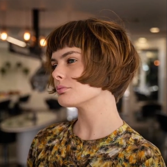 Blunt French Bob with Layers (French Bob for Thick Hair)