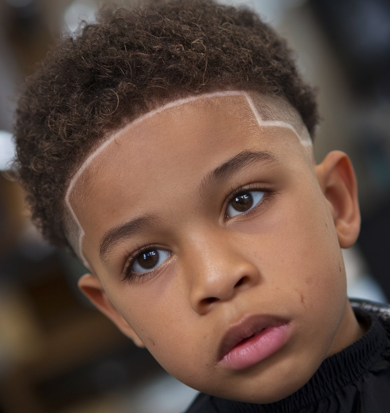 Cool Hairstyles and Haircuts for Little Boys 5.png